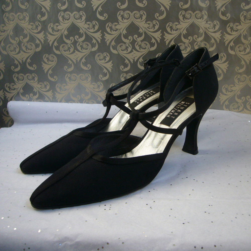 Stuart Weitzman Black T-Strap Pointed Toe - 9.5 M - image 5